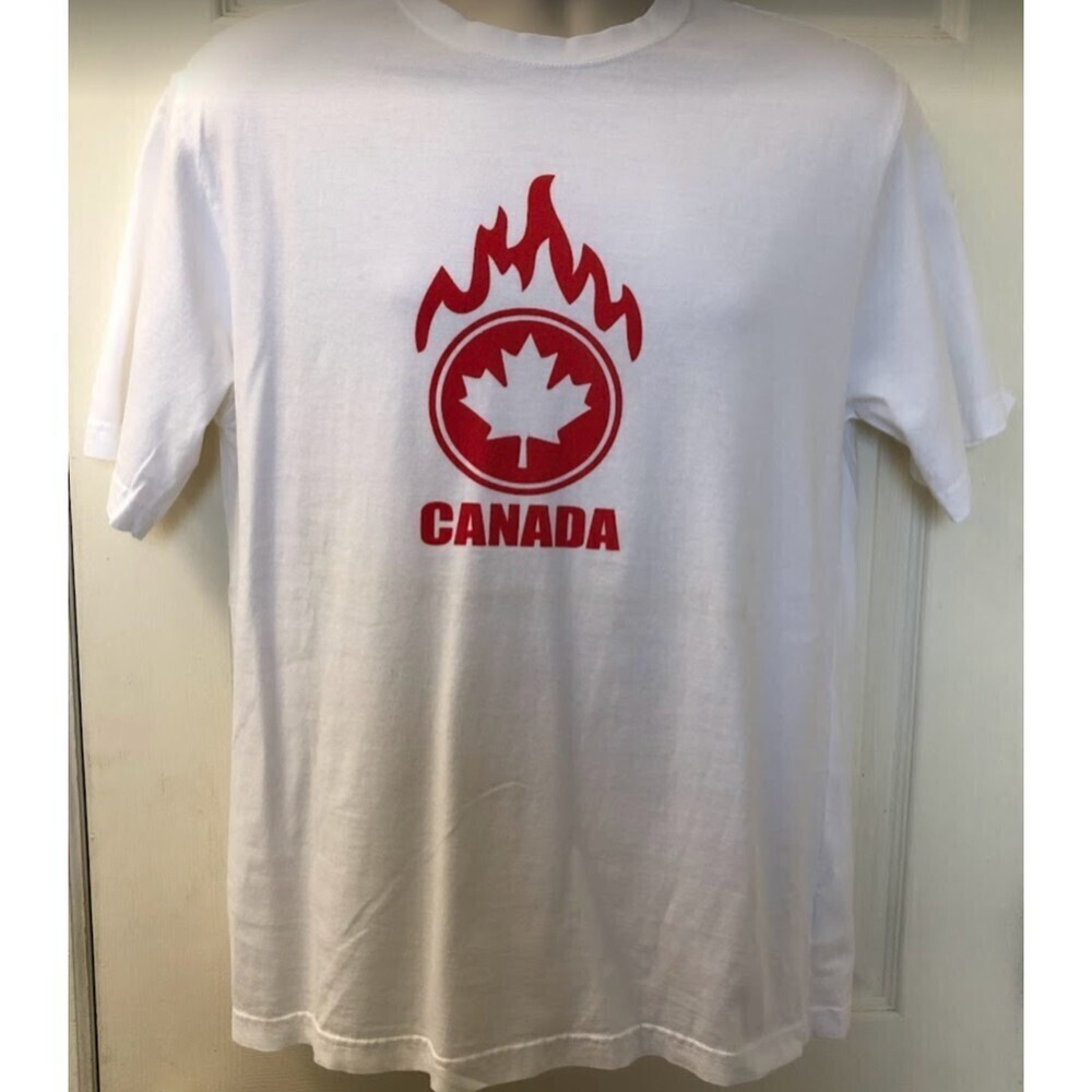 Canada White Graphic Tee T-Shirt Men's Unisex Size Medium Banff Gondola